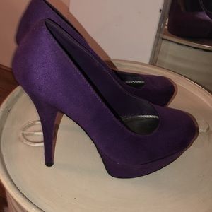 🔥BRASH PURPLE HEELS SUADE LOOK